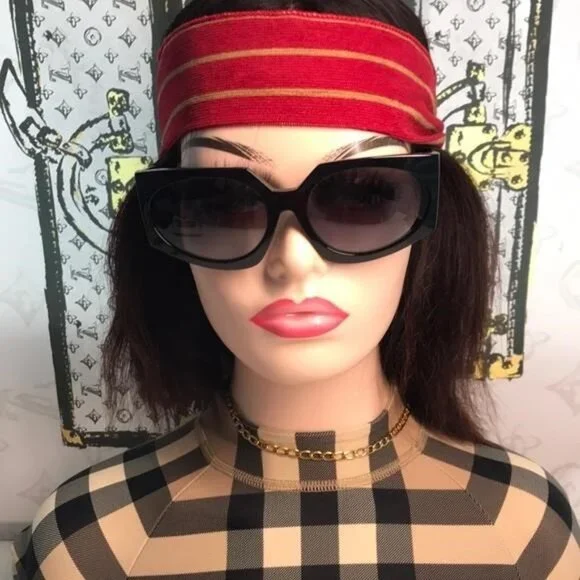 New Authentic Burberry BE4306 3001 Black Sunglasses